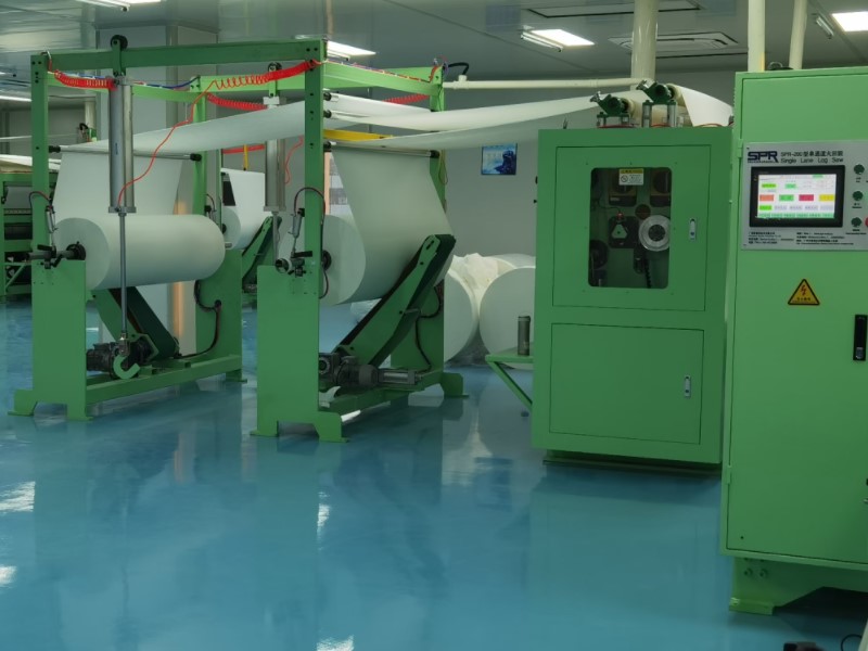 斯普莱半自动折叠机+大回旋切断机+筒膜袋包装机生产线现场实拍